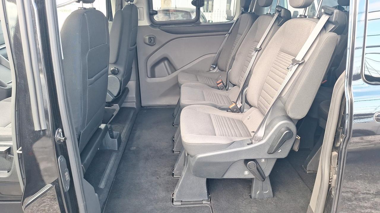 Ford Tourneo Custom 320 2.0 EcoBlue 170CV aut. PC Titanium