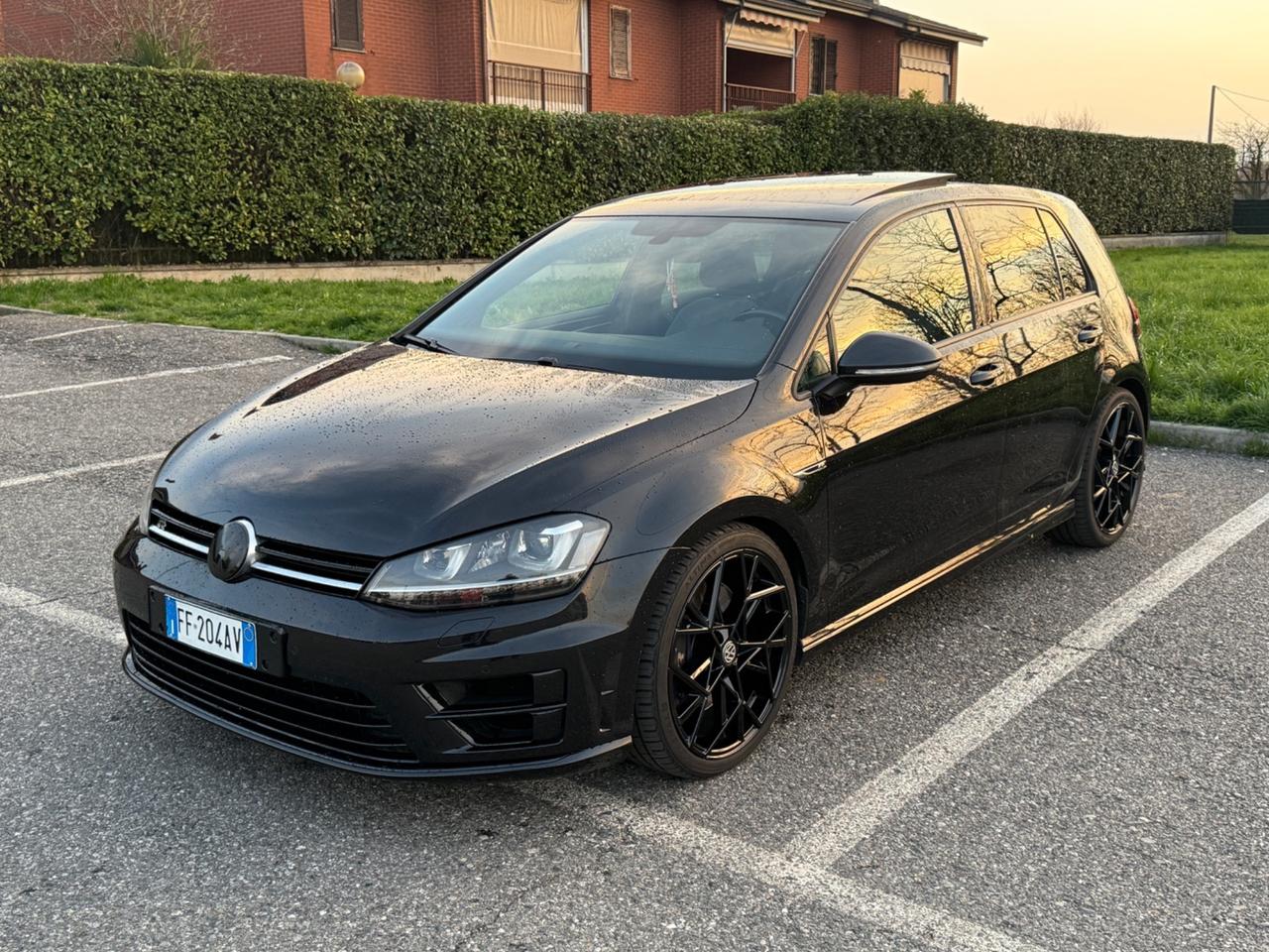 Volkswagen Golf R 2.0 DSG 5p.