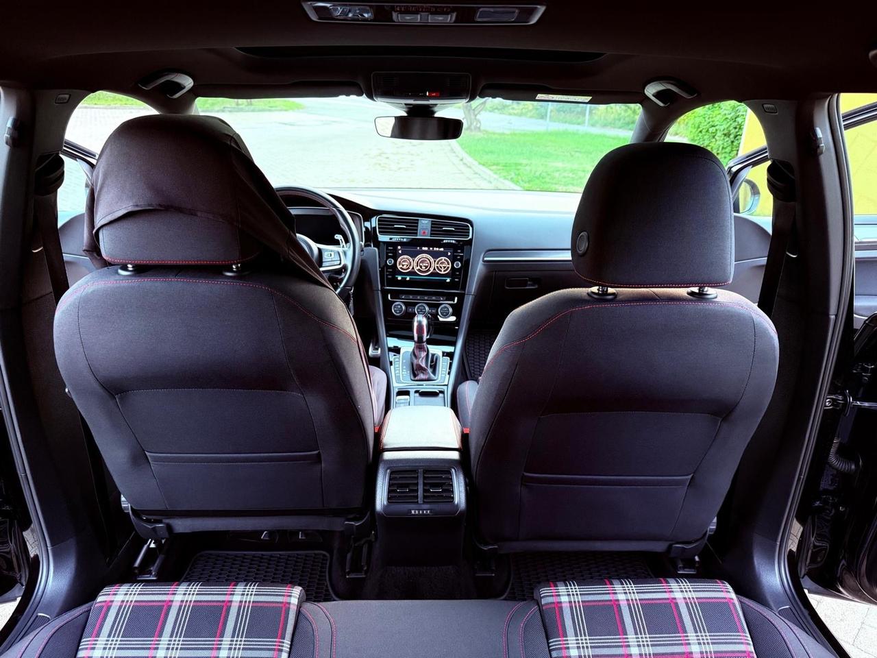 Volkswagen Golf GTI Performance 2.0 245 CV TSI DSG 5p. BMT