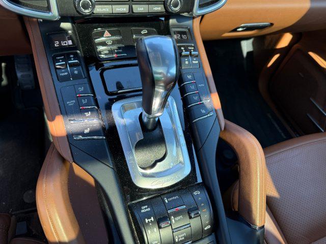 PORSCHE Cayenne PLATINUM EDITION