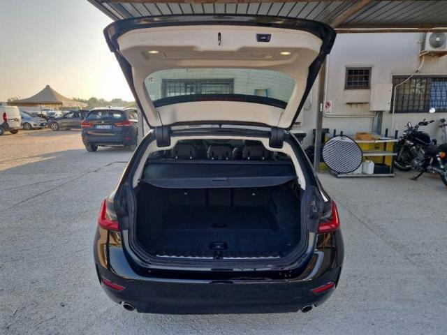 BMW 318 d 48V Touring Sport