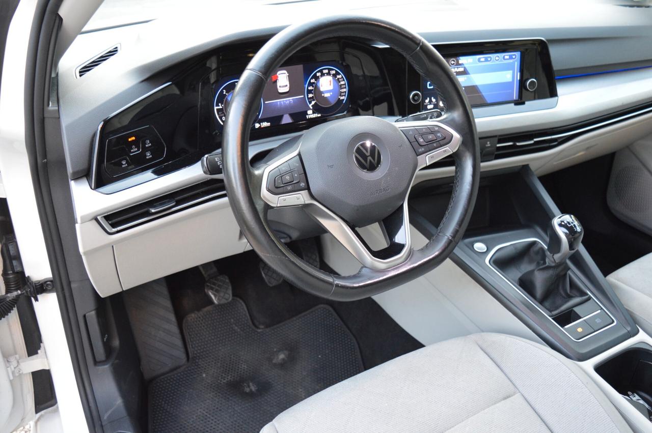 Volkswagen Golf 8 2.0 TDI 116 CV SCR Life