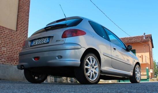 Peugeot 206 1.6 HDi Sweet Years 8 gomme invernali\termiche su cerchio clima unica proprietaria distribuzione ok