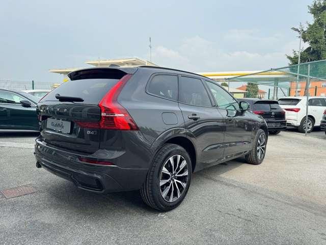 Volvo XC60 B4 automatico Plus Dark awd N1