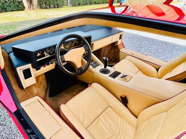 Lamborghini Countach Countach 5.2 quattrovalvole LP