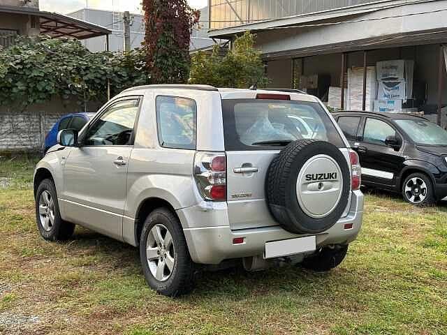 Suzuki Grand Vitara 1.9 DDiS 3 porte