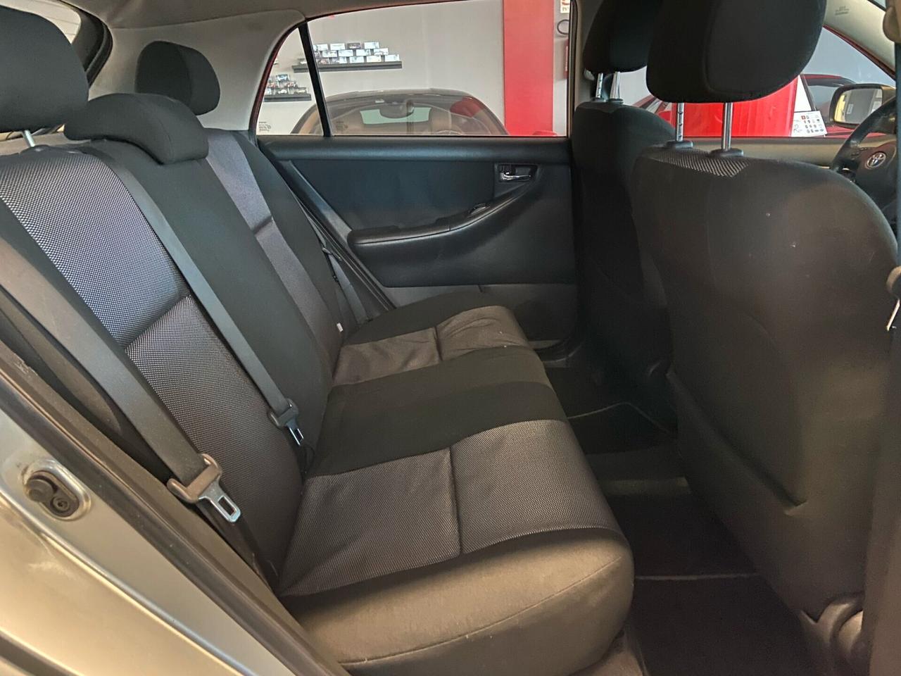 Toyota Corolla 1.4 D-4D M-MT 5 porte Sol ESP