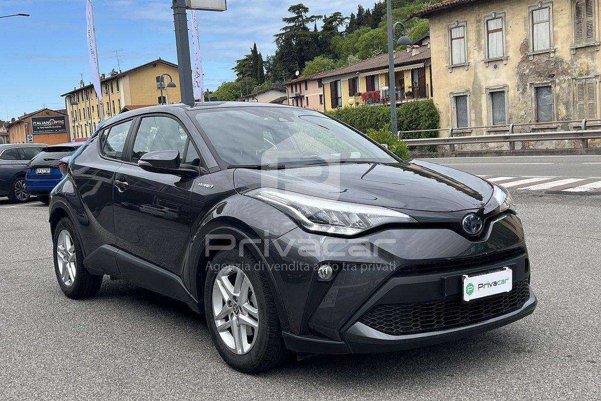 TOYOTA C-HR 1.8 Hybrid E-CVT Business