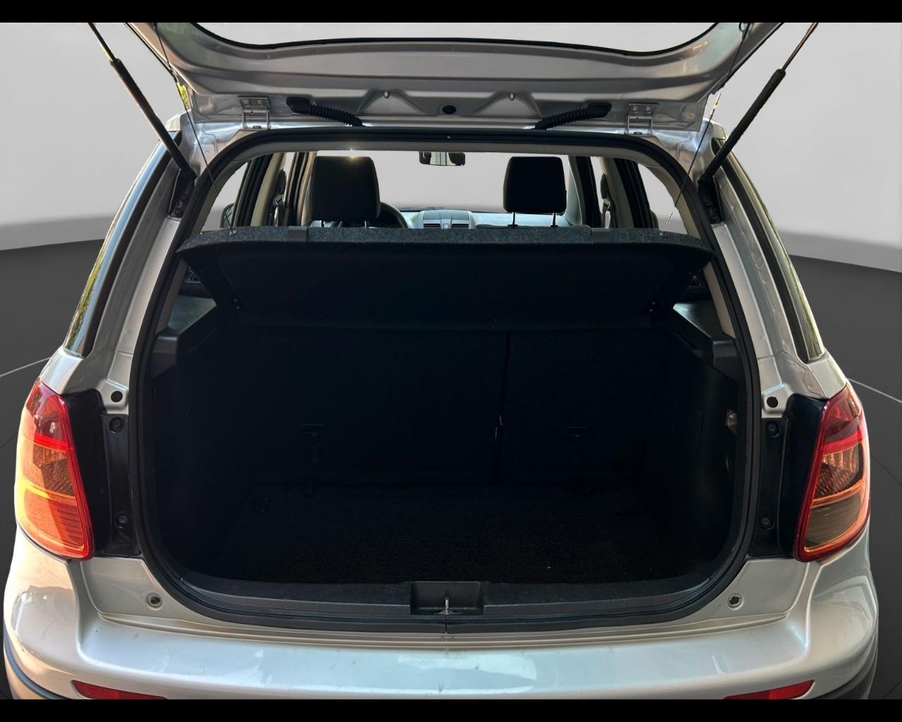 FIAT Sedici - Sedici 2.0 mjt Emotion 4x2 135cv
