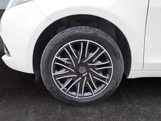 LANCIA Ypsilon 1.2 69 CV 5 porte GPL Gold