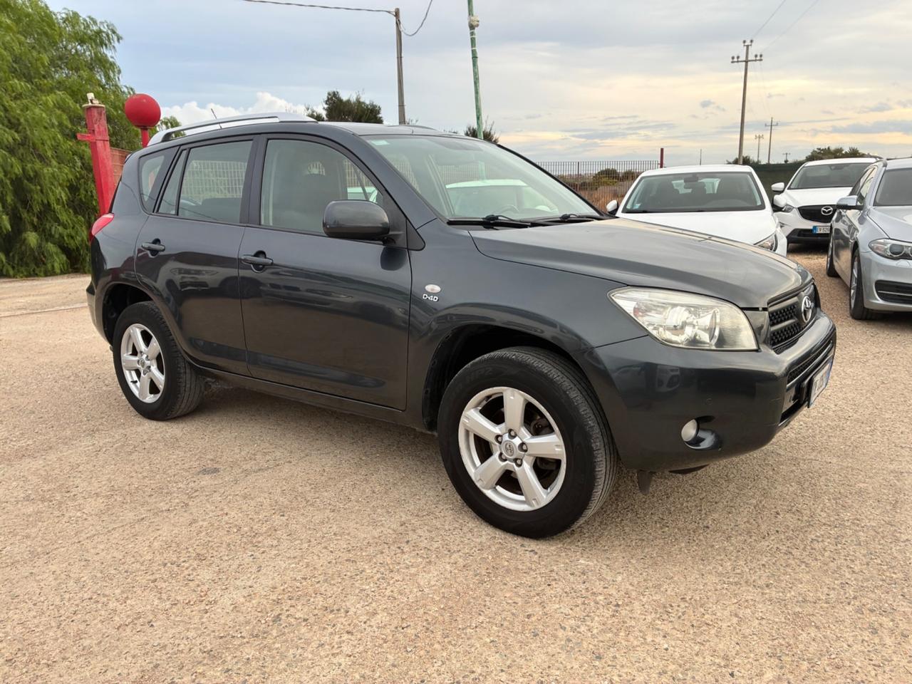 Toyota RAV 4 RAV4 2.2 D-4D 136 CV LUXURY (100 KW)