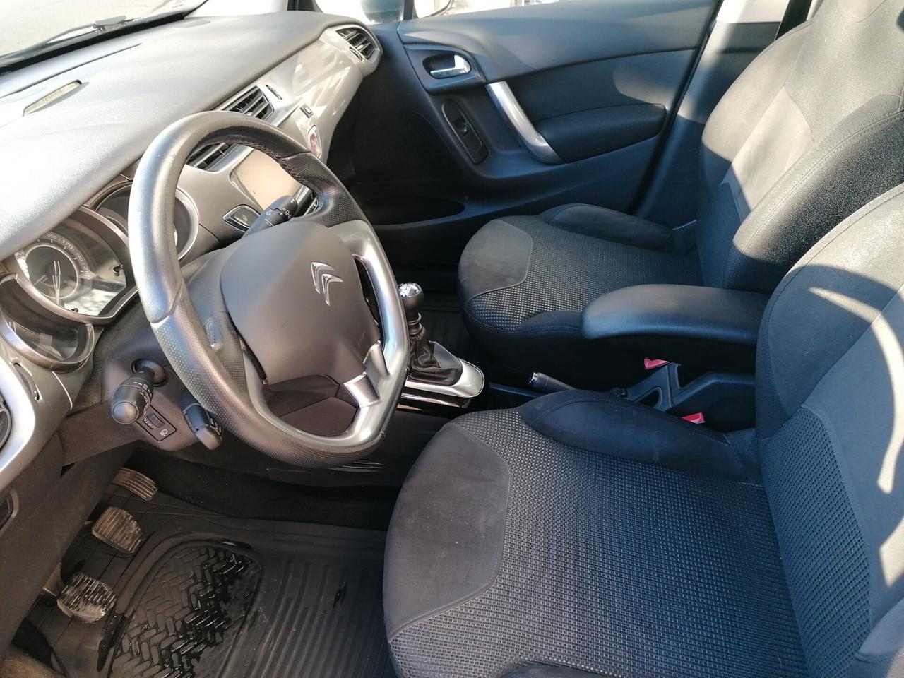Citroen C3 1.6 e-HDi 110 Exclusive-Navy-Tetto