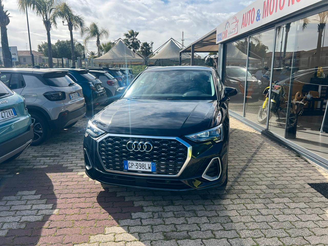 Audi Q3 SPB 45 TFSI e S tronic line edition