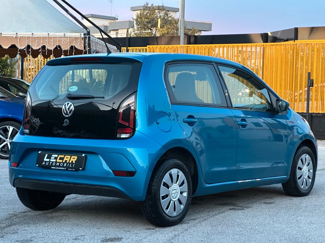 VOLKSWAGEN up! 1.0 5p. move up!