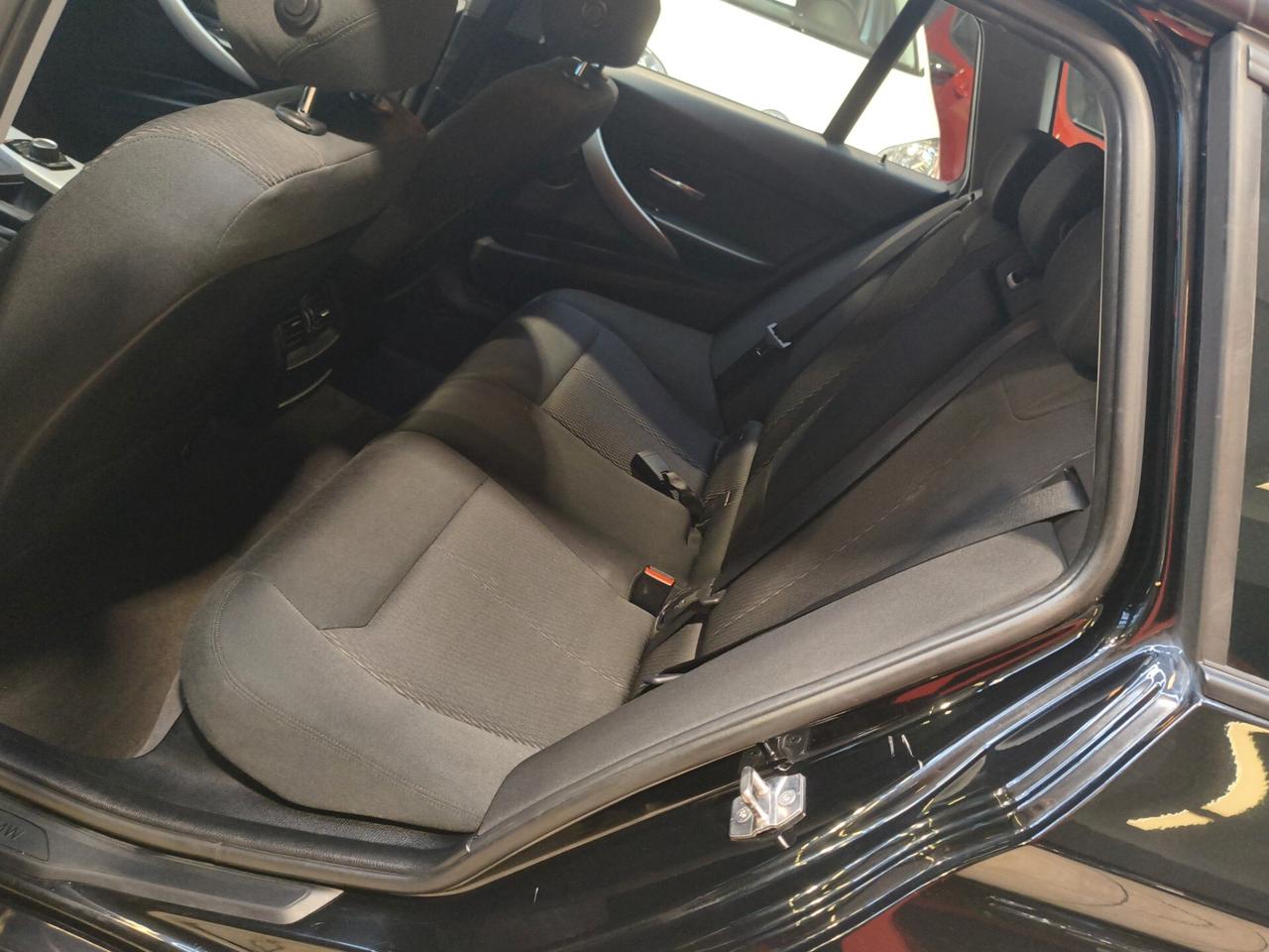 Bmw 320d Touring Sport 2.0 190 CV 2015