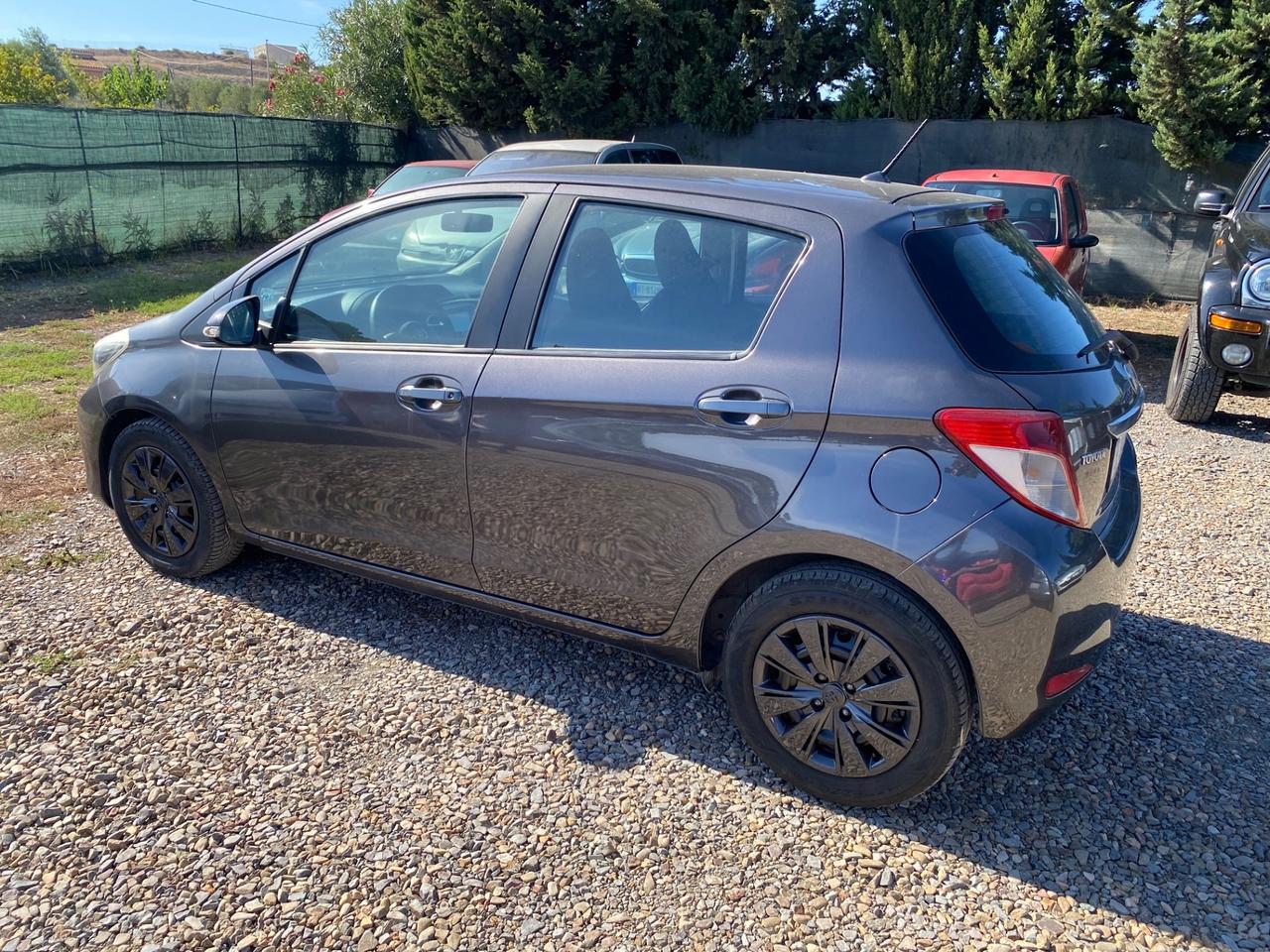 Toyota Yaris 1.0 5 porte Lounge
