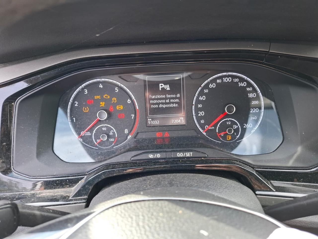 VW POLO 1.0 BENZINA 2018 SINISTRATA MOTORE PARTE