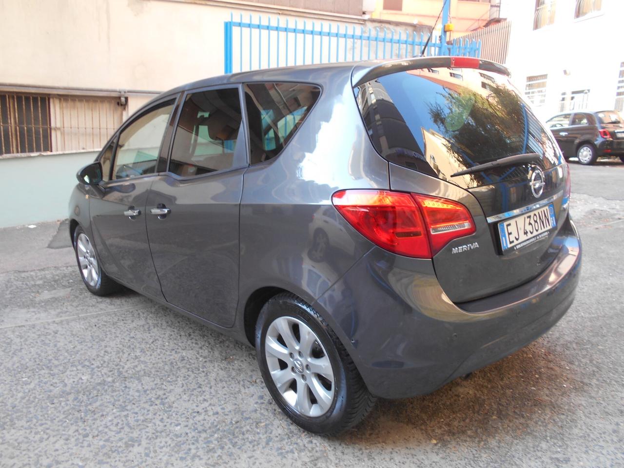 Opel Meriva 1.3 CDTI 95CV ecoFLEX Cosmo