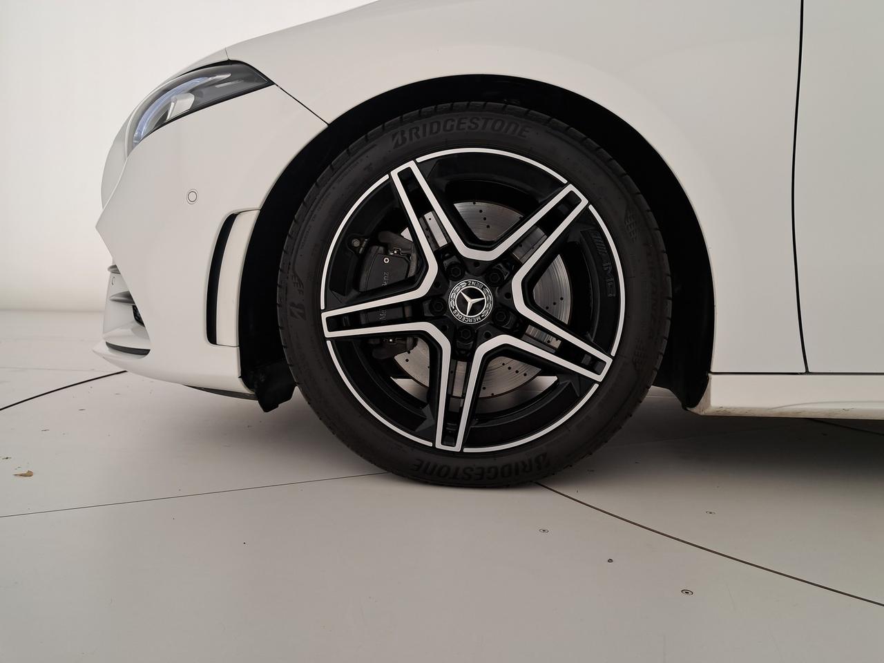 Mercedes-Benz Classe A 250 premium auto
