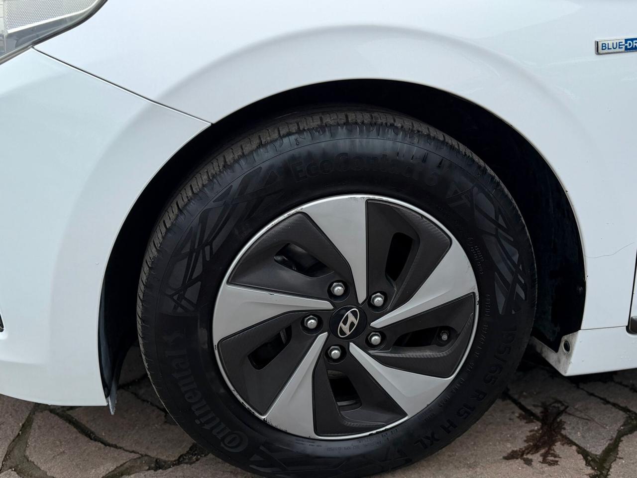 Hyundai Ioniq 1.6 Hybrid DCT Style