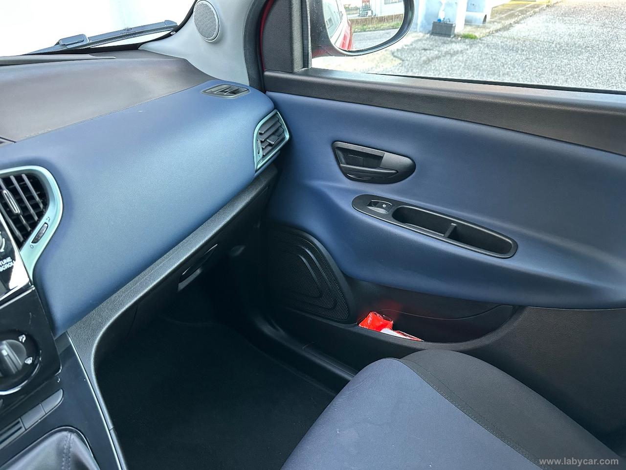 LANCIA Ypsilon 1.2 69 CV 5p. GPL GOLD Plus