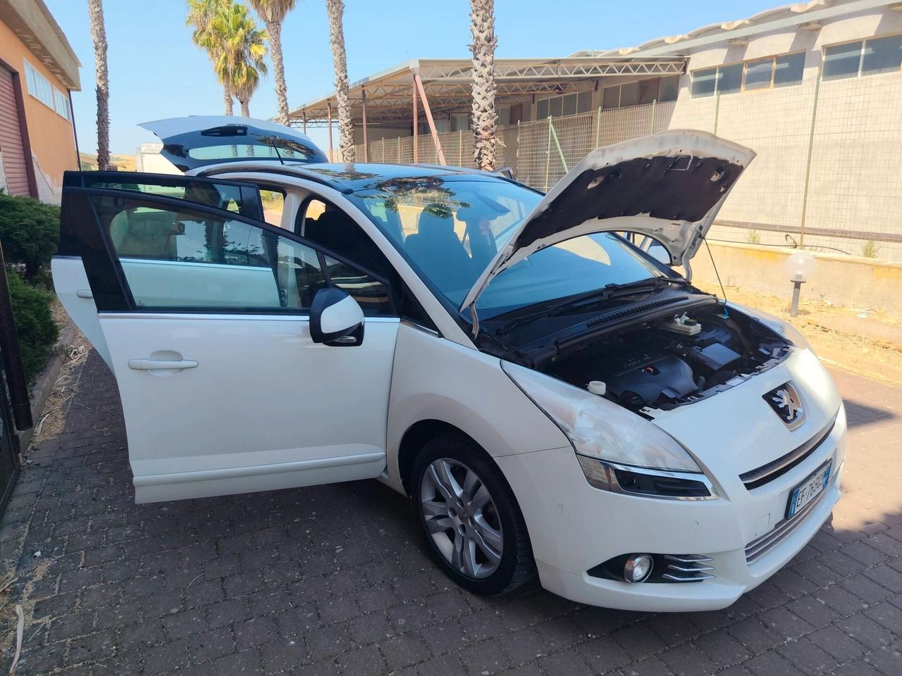 Peugeot 5008 2.0 HDi 163CV aut. Family