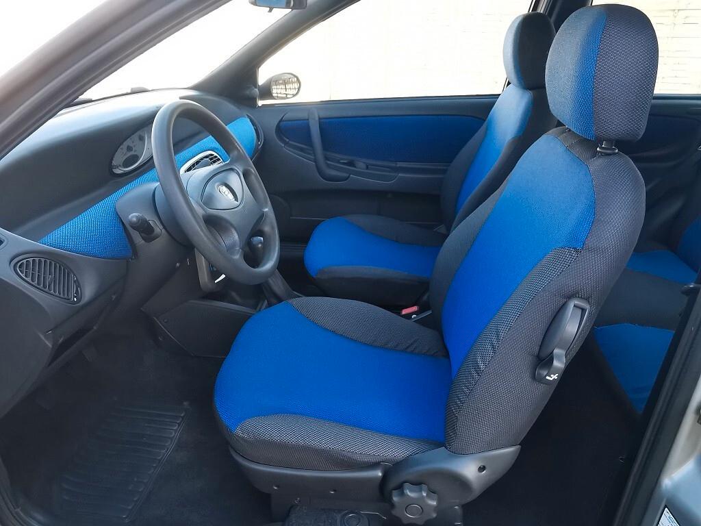 Lancia Y 1.2i cat Elefantino Blu
