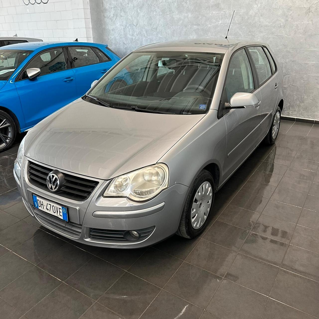 Volkswagen Polo 1.4/80CV 16V 5p. Sportline