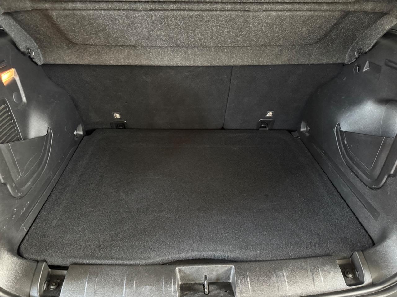 Jeep Renegade 1.3 T4 DDCT Limited