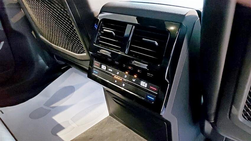Volkswagen Touareg 3.0 V6 TSI eHybrid Elegance
