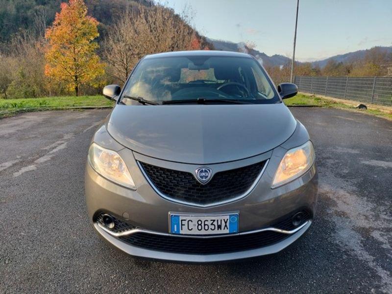 Lancia Ypsilon 1.2 69 CV 5 porte Gold GPL!!