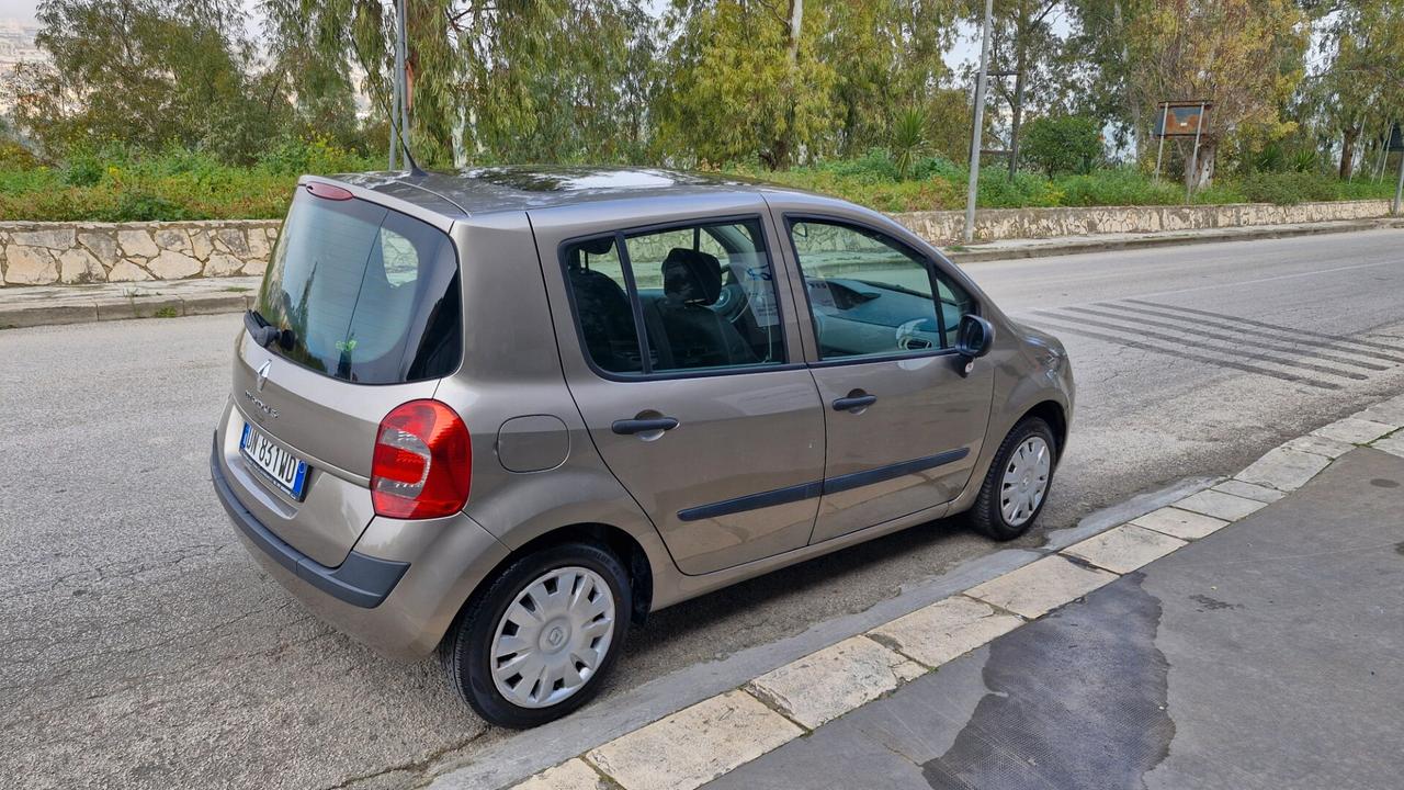 Renault Modus 1.2 16V Dynamique