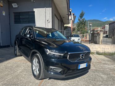 VOLVO XC40 D3 Business