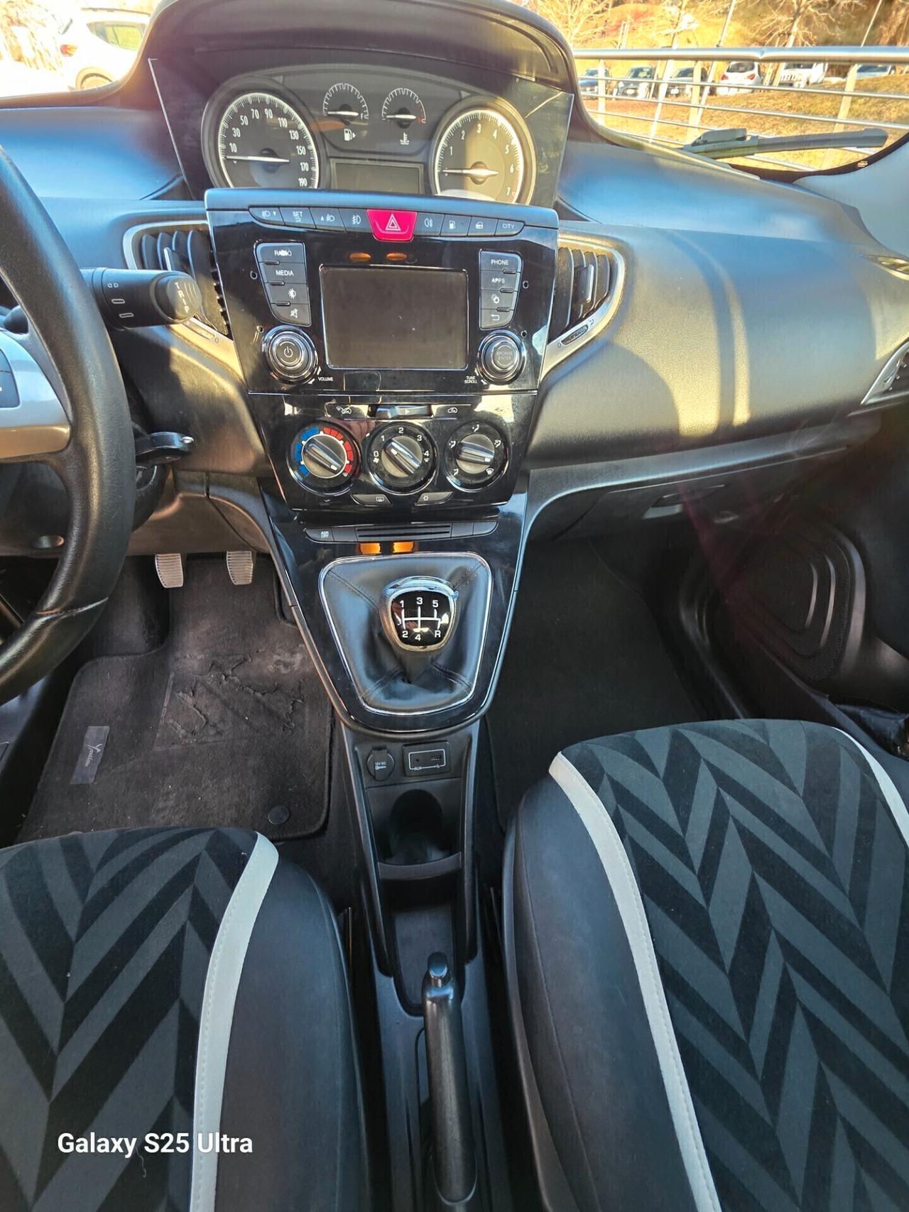 Lancia Ypsilon 1.2 GPL ritiro usato/scambio