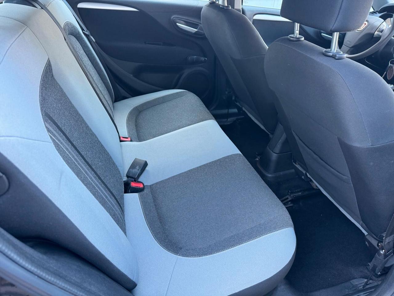 Fiat Punto 1.4 S&S 8V 5 porte Lounge