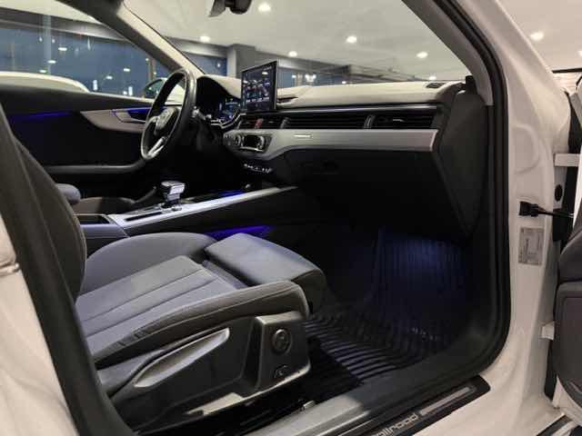 AUDI A4 allroad 50 TDI tiptronic Identity Contrast