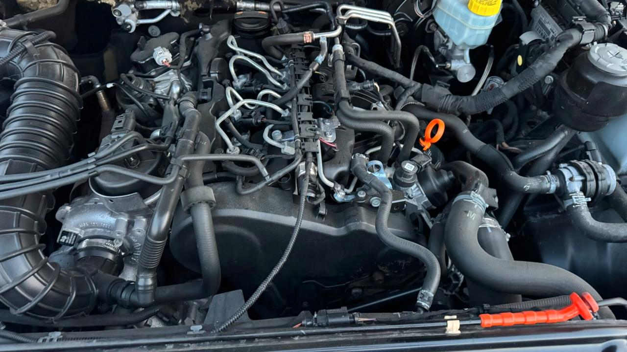 Volkswagen Amarok 2.0 BiTDI 164 CV 4MOTION Inseribile roll bar gancio