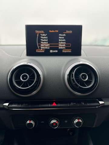 Audi A3 A3 III 2013 Sportback 1.6 tdi Ambition s-tronic