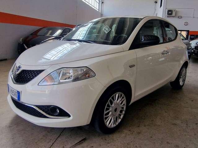 Lancia Ypsilon Ypsilon 1.2 Silver 69cv
