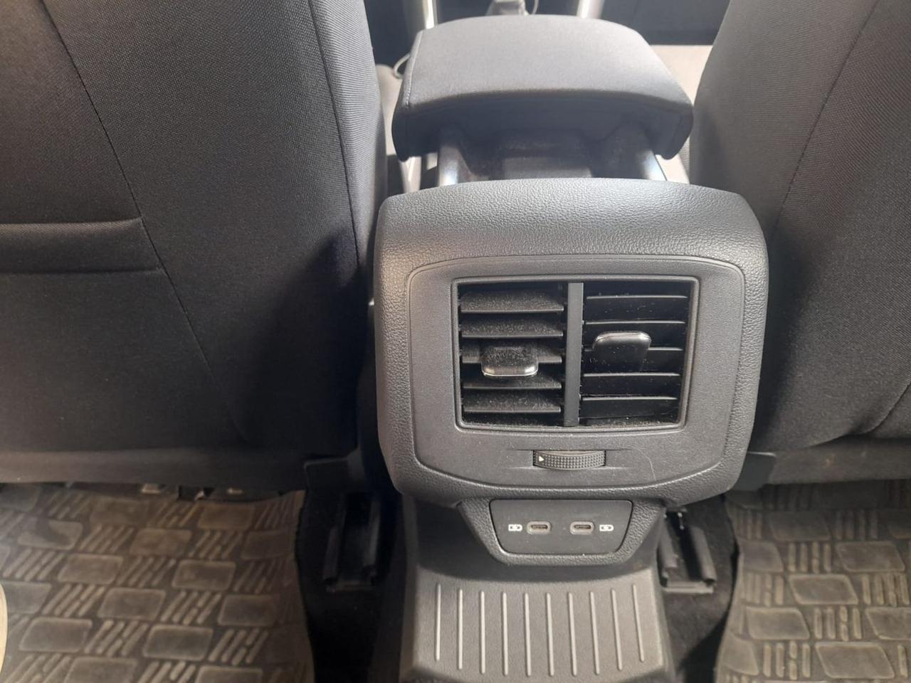 Volkswagen T-Roc 2.0 TDI Life #6646