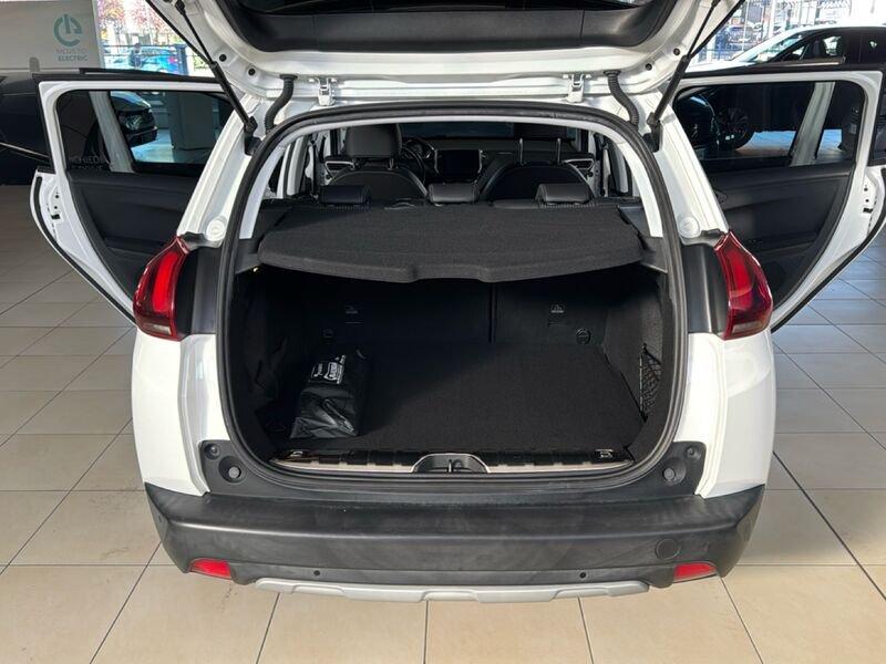Peugeot 2008 BlueHDi 100cv Allure