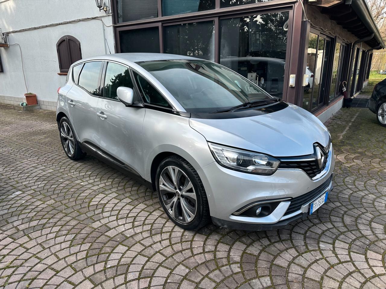 Renault Scenic Scénic dCi 8V 110 CV Energy Intens IDONEA PER NEOPATENTATI UNICO PROPRIETARIO BELLISSIMA