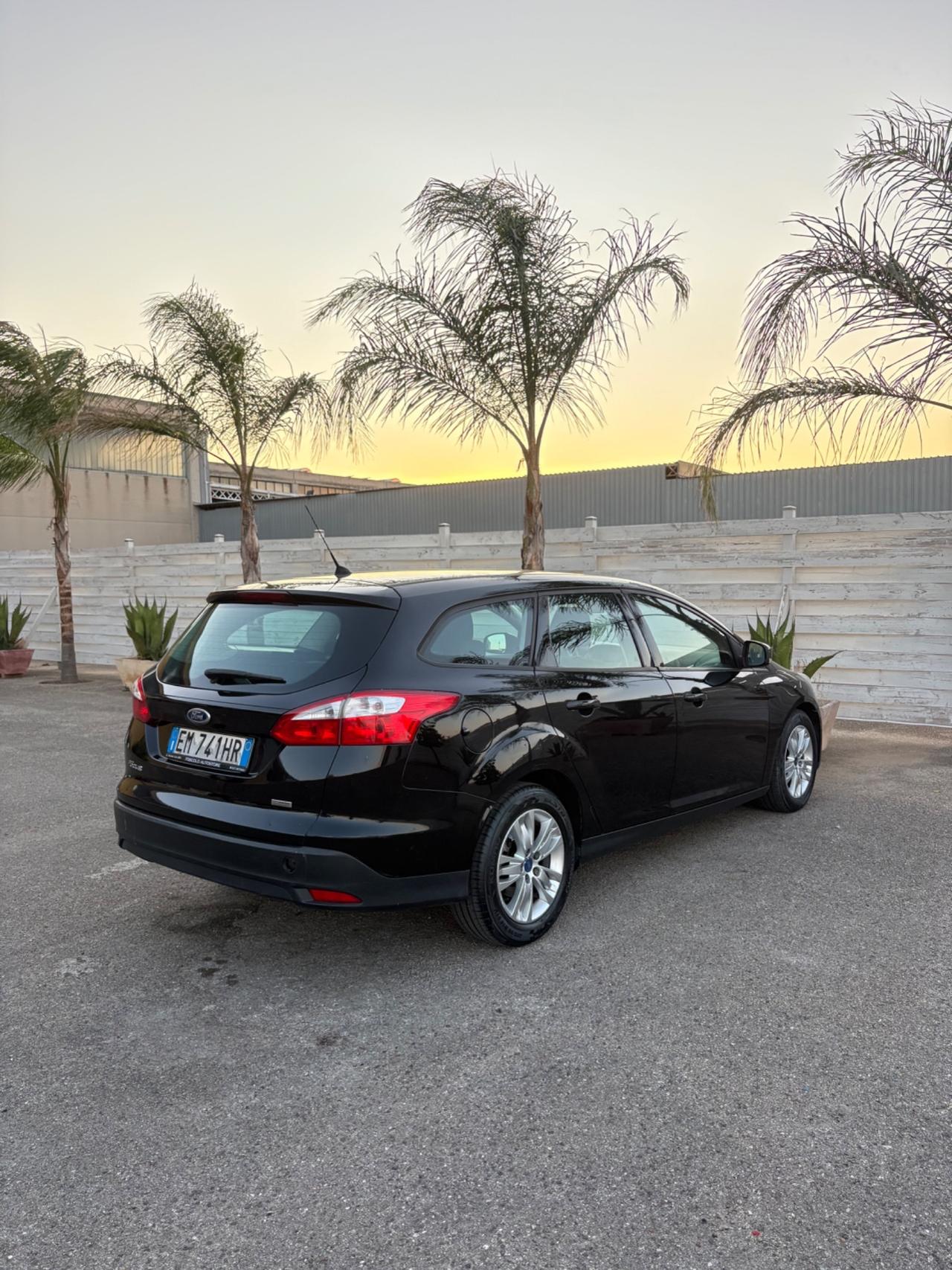 Ford Focus 1.6 diesel con motore eccellente in pronta consegna
