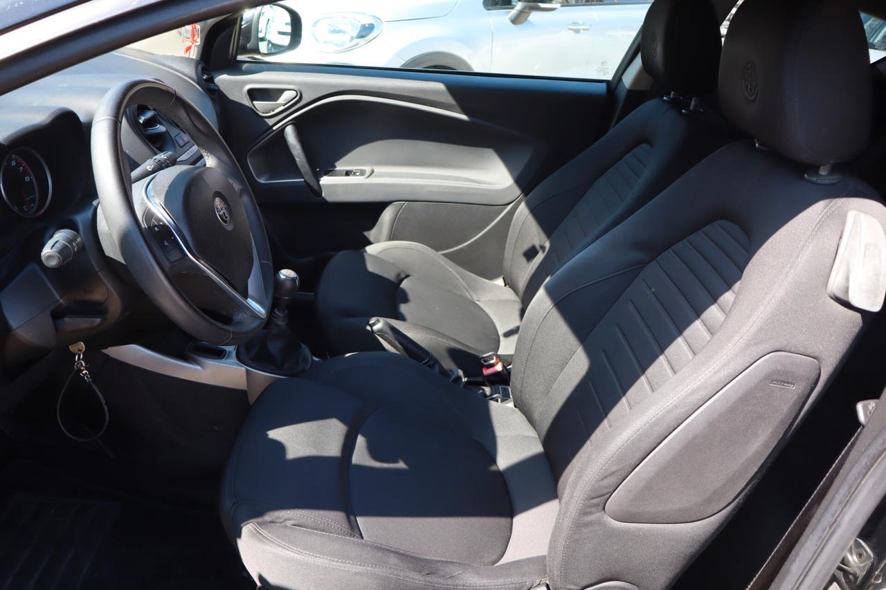 Alfa Romeo MiTo 1.4cc 78cv GPL Distinctive