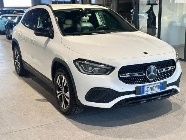 MERCEDES-BENZ GLA 200 d Automatic Sport Plus