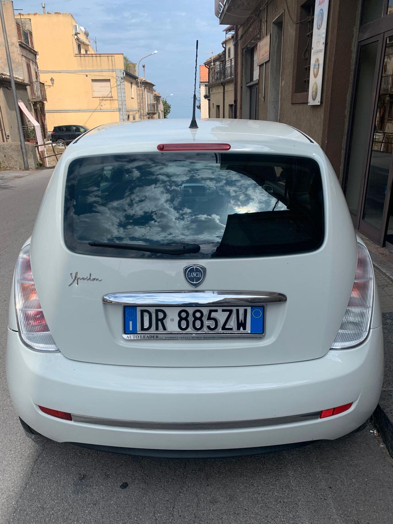 Lancia Ypsilon 1.2 Argento