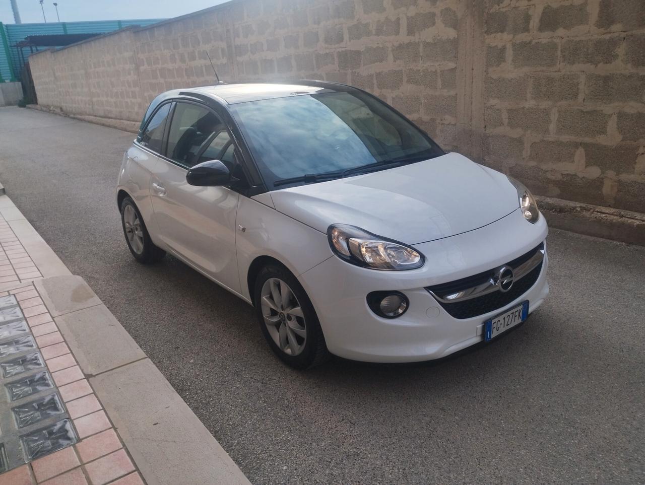 Opel Adam 1.4 87 CV GPL Tech Jam
