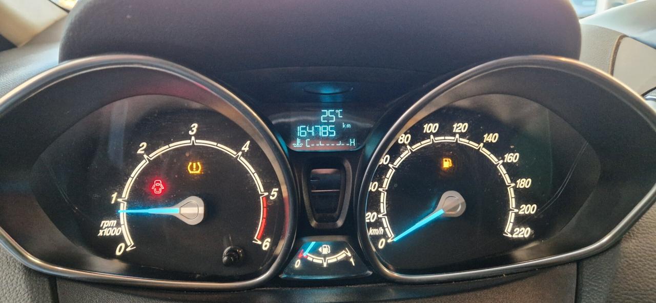 Ford B-Max 1.5 TDCi 75cv Titanium
