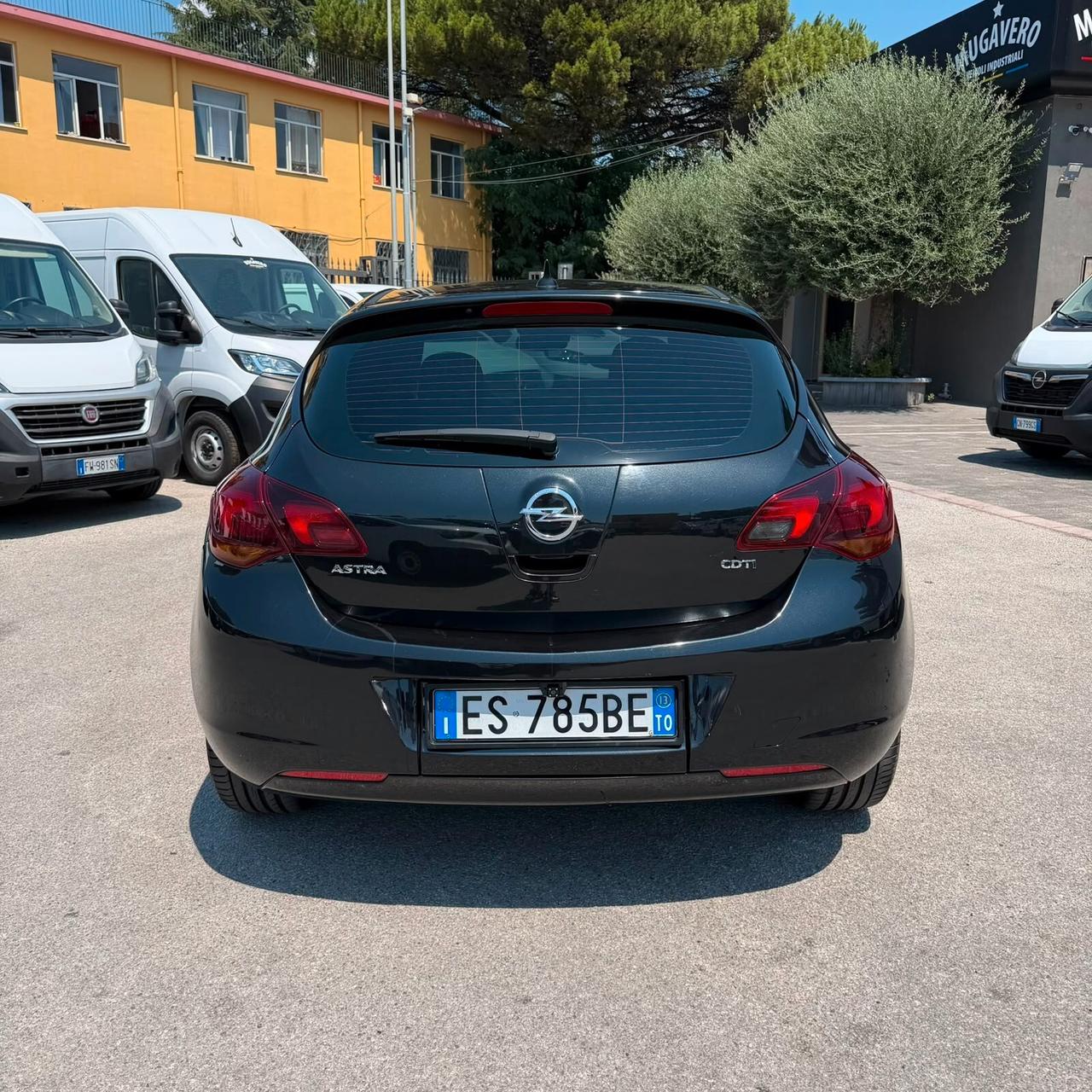 OPEL ASTRA 1.7cdti 110cv BERLINA