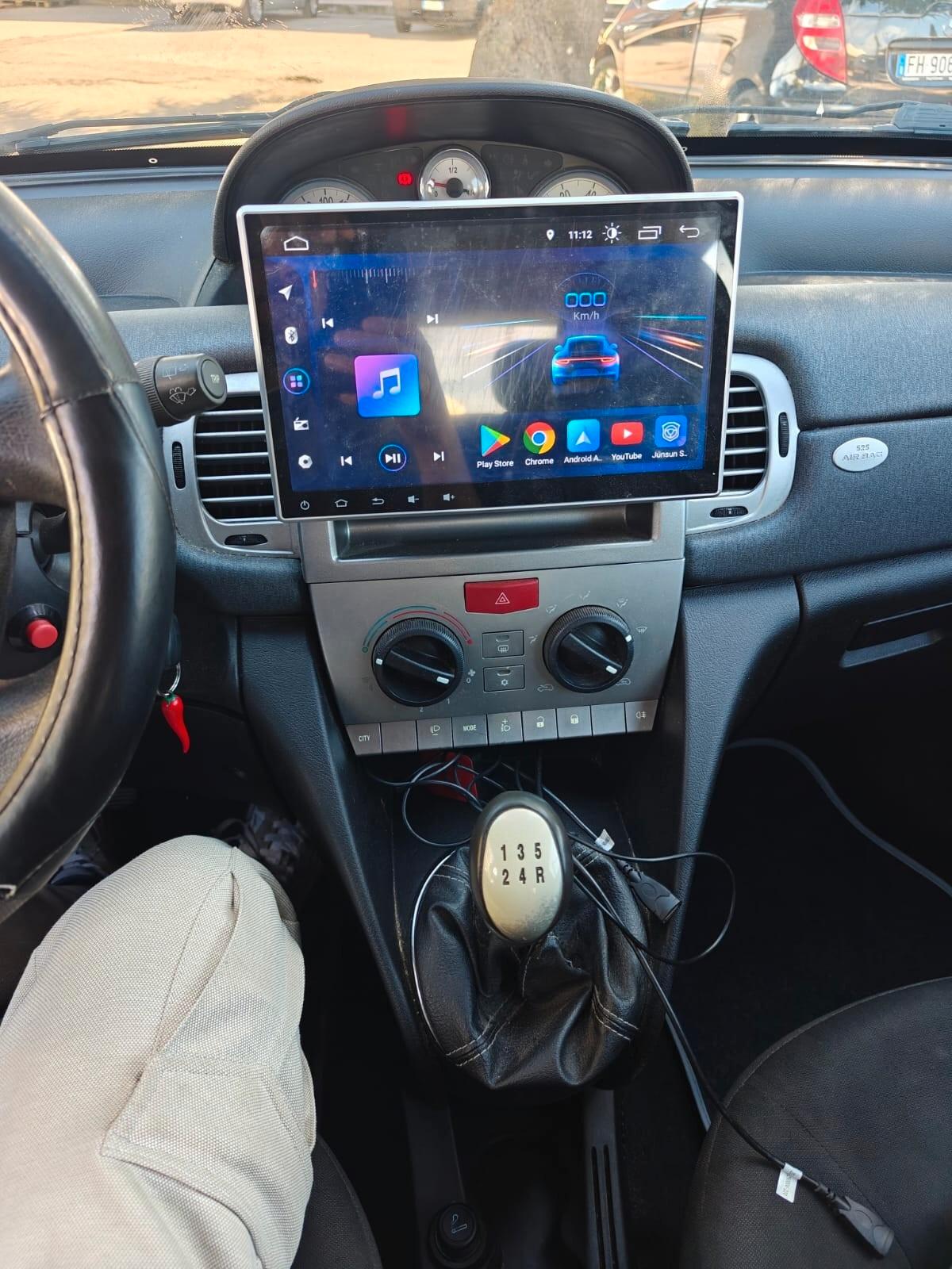 Lancia Ypsilon 1.2 Argento raptop modificata